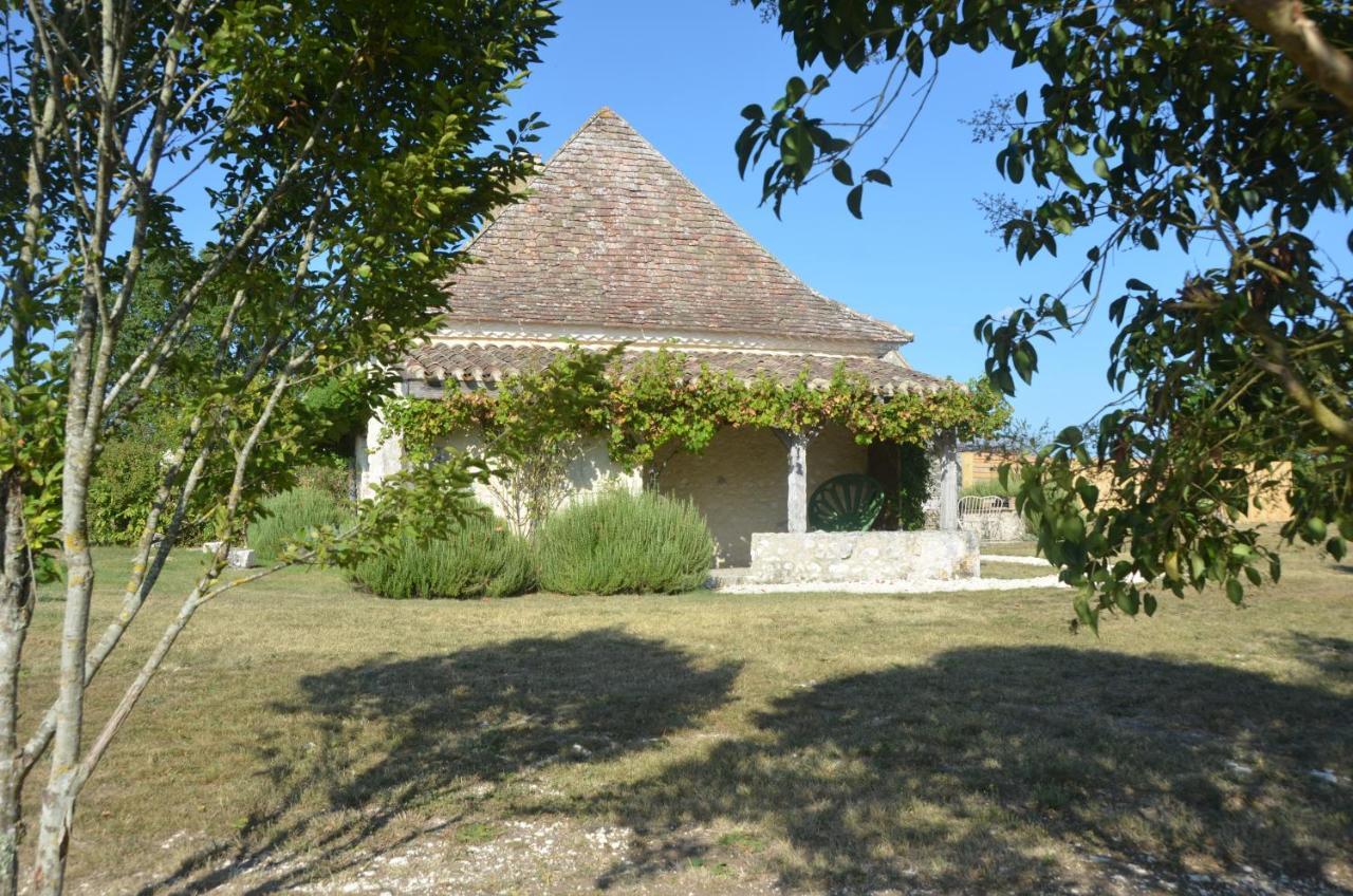 Le Murmure Des Fees Issigeac Экстерьер фото